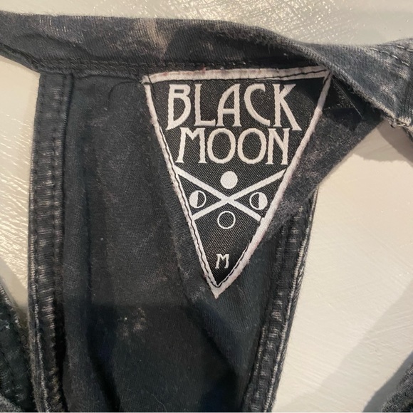 Black Moon Acid Wash Distressed Tank - Picture 2 of 3